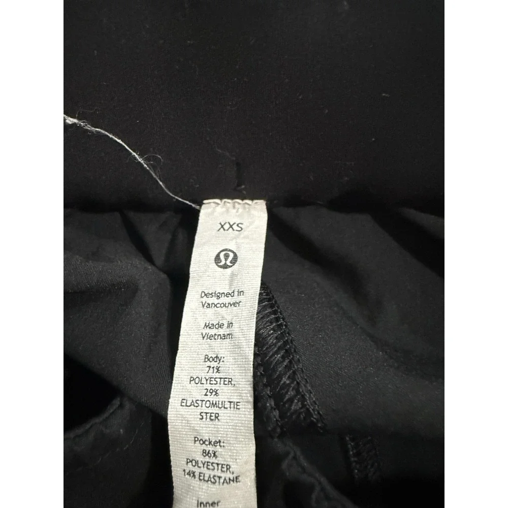 Lululemon Cinchable Waist High-Rise Woven Short‎ 3.5 Black Size XXS